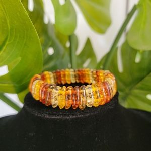 Vintage amber coloring stretch bracelet